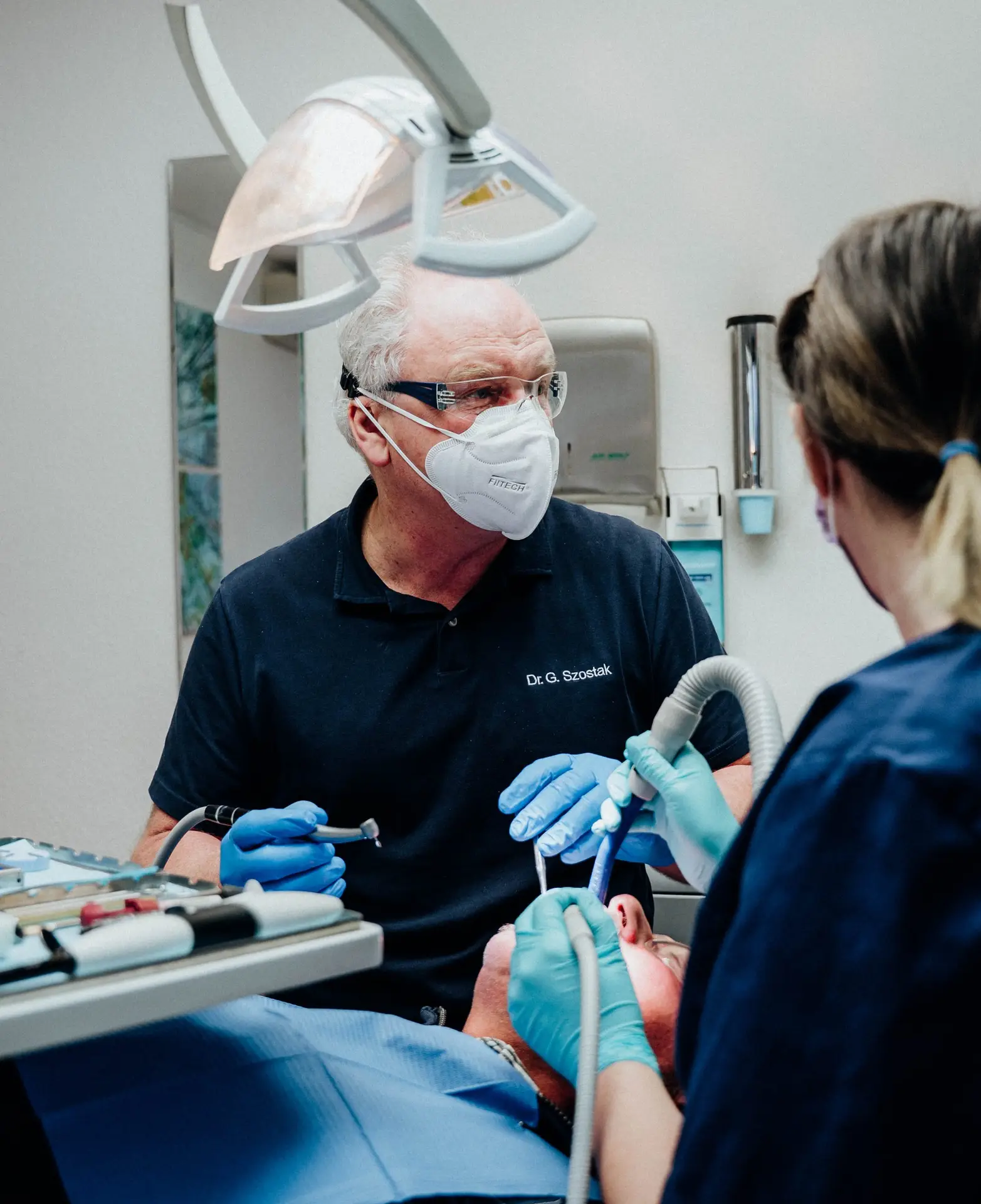 Dr. med. dent. Guido Szostak